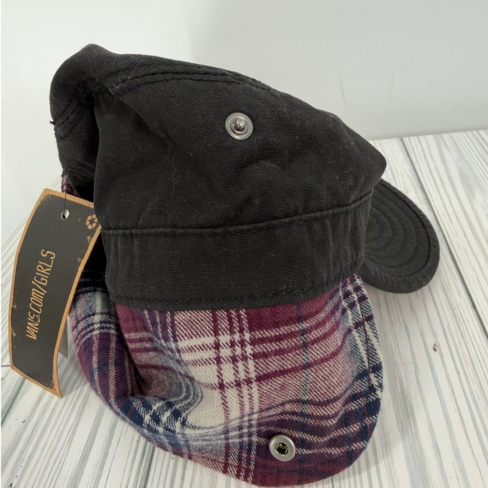 Vans Reversible Trenches Black Plaid Flannel Ear Flap Cap Women's Size SM NEW - Picture 12 of 15